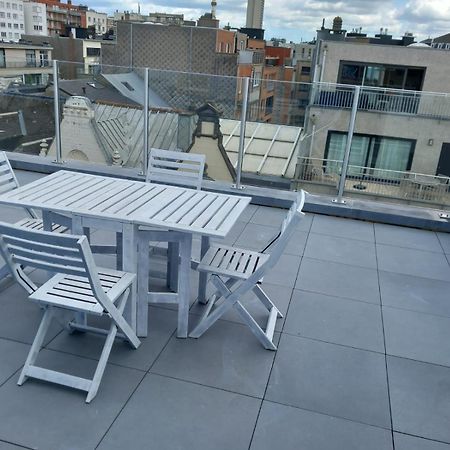 Gezellig Centraal Gelegen Penthouse Oostende Exterior foto