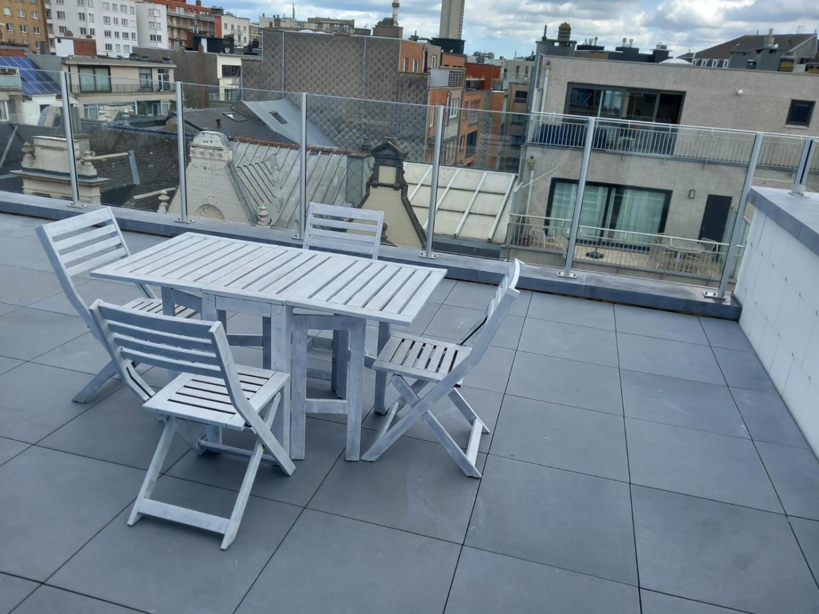 Gezellig Centraal Gelegen Penthouse Oostende Exterior foto